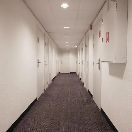 Hotel Living Lipp 3*